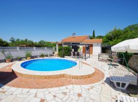 Holiday house Nena，位于普拉的酒店