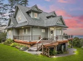 Epic ocean views at this private retreat just minutes from the beach