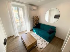 Studio calme et central avec clim