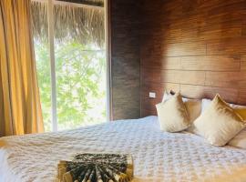 Homestay Thác Liên Khương, hotel v destinaci Ðưc Trọng