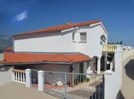 Appartement In Vinjerac Mit Großer Terrasse