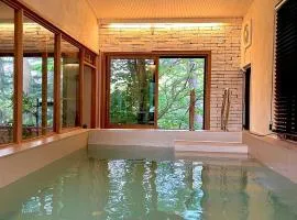 GongganHoe-eok Private PoolVilla Pension