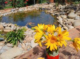 Homestay Đồi Sương Trắng, chata v destinaci Kon Rung (1)