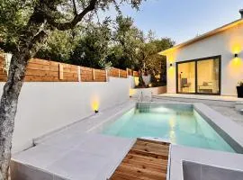 La casa di Bei-peaceful and secluded retreat with private pool- By Villa Mana Gers