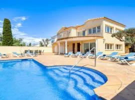 Holiday Home Requesens by Interhome