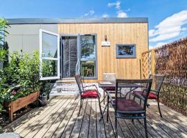 Holiday Home Tiny Haus am Altmühlufer by Interhome, Hotel in Beilngries