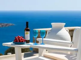 Mykonos Coastal Retreat - Giovanna's Beachfront Escape with Jacuzzi