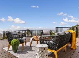 Serene Oceanview Escape with Expansive Deck home, ξενοδοχείο σε El Granada