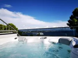 Luxuriöses Penthouse Mit Meerblick Und Sauna