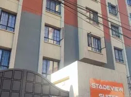 LN ELEGANT NEWLY FURNISHED STADEVIEW SUITEs
