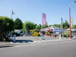 Camping 4 étoiles - Piscine - eebifg