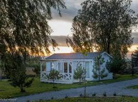 Forteca, słoneczne domki rekreacyjne