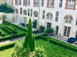 So Guest- Pépite de charme proche cathédrale, climatisation Parking