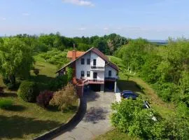 Kuća za odmor "Villa Merkur" - Orahovica