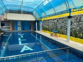 Villa RN 1 Private Hot Spring Resort - Calamba, Laguna