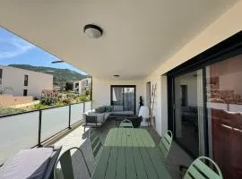 Appartement dans résidence avec piscine