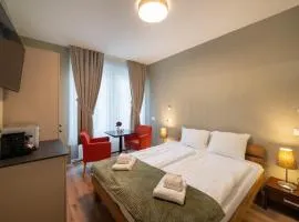 BetweenLakes Studio ground floor west