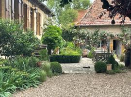 Les Jardins des Soussilanges, hotel v destinaci Céron