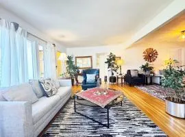 Charming 3BR House - Hal-UC