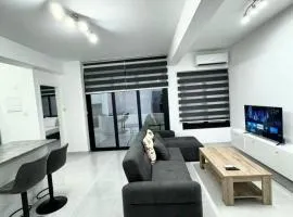 Modern One-Bedroom Suite with Balcony in Central Nicosia