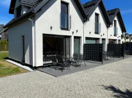 Lilly 5 Stars, khách sạn ở Grzybowo