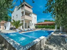 Vila Ines near nature park Vrana