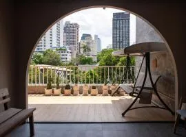 Shizuka House