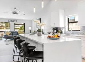 3mins2Beach, Pool, FencedYard, Bikes, Patio, Office