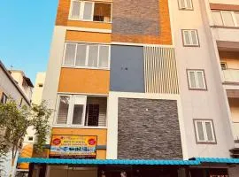 Apex Inn Mens PG - Hostel