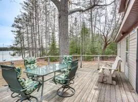 Private Dock, Deck and Yard Deerskin Lake Retreat!