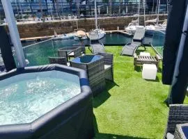 Barco-Apartamento en el Náutico de Vigo