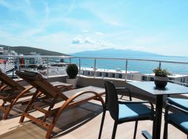 Hotel Blue Sky โรงแรมในซารานเดอ