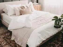 Cozy double bed room near to Eslöv station