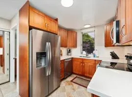 Big Island Keauhou Akahi 408 by Coldwell Banker Island Vacations