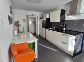 Puppenstube mir 2 Zimmer anstatt 3 Zimmer
