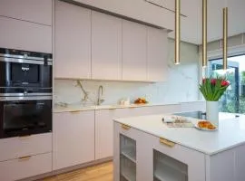 Unique House for Football Fans-Wroclaw Final- near Stadium