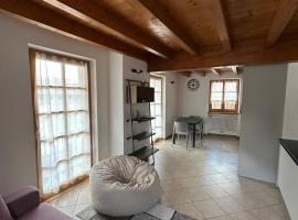 Appartamento al Lago, hotel v destinaci Albiano