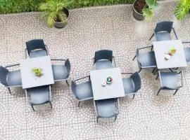 Avenue 41 Guest House