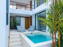 New build Villa Golden Pearl in Pererenan, Bali - Volcano view & pool, hotel v destinaci Dalung