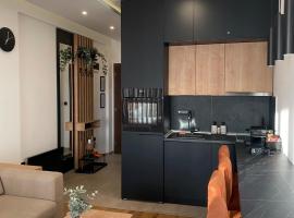 NLux Nest，科帕奧尼克的附設泳池的飯店