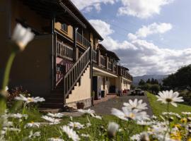 Albergue Las Mimosas del Nalón, hostel σε La Arena