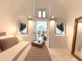Pura Vida Cave House