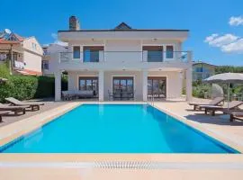 Large and Lovely Private Villa