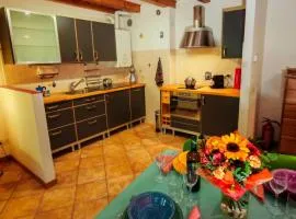 Home delle Mura