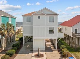 Oceanfront Luxury Private Steps to Beach New, hotel in Oak Island