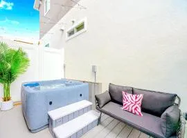 D- Hip NoHo Haven Hot Tub - Family - Parking