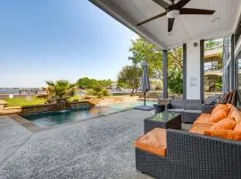 Luxe Family Gem in Montgomery The Lake House!