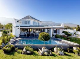 Corner Delight at Onrust Beach, hotel in Hermanus