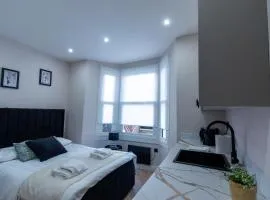 Tranquil Studio in Streatham - One