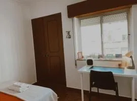 Surf Room in Costa da Caparica